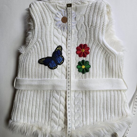 DKNY Girls Faux Fur Knitted Vest reversible - Picture 3 of 10